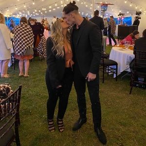 Meet your Posher, Sebastian